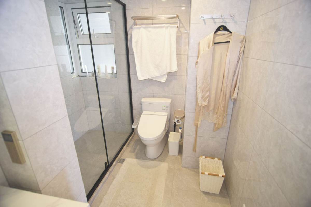 Housing image — Bathroom