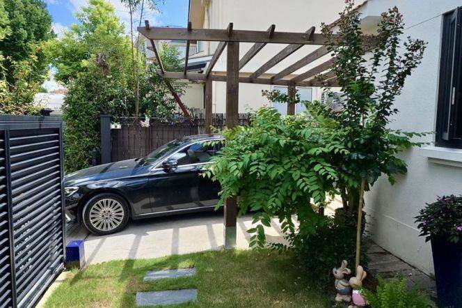 5BR Apartment near National Exhibition And Convention Center Metro with Private Garden (L2/L17)