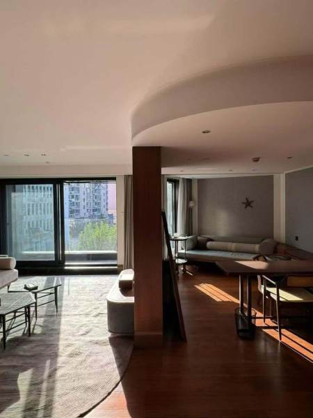 Housing image — Living Room