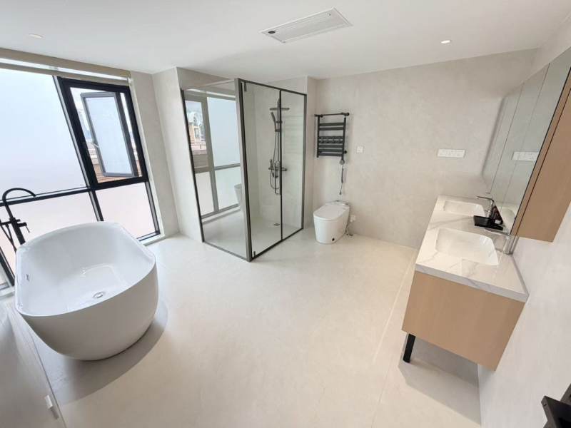 Housing image — Bathroom