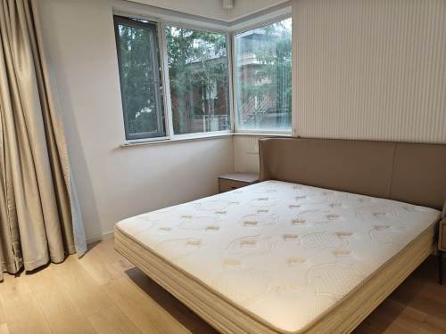 Housing image — Bedroom