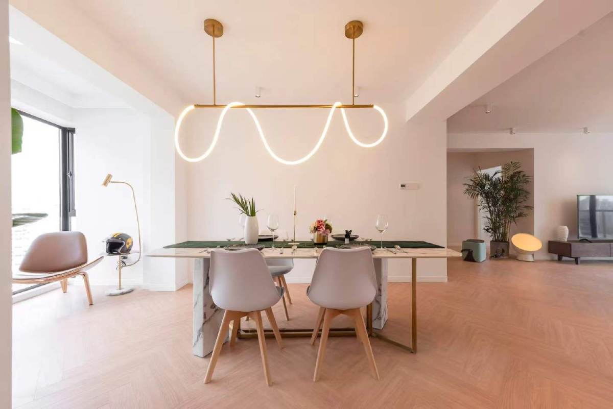 Housing image — Dining Area