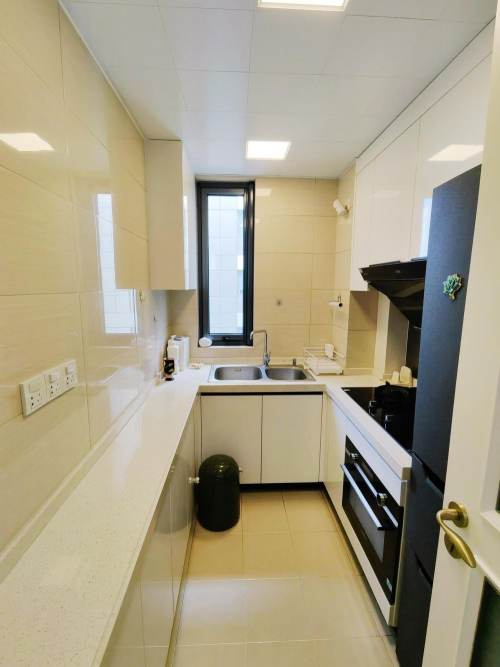 Housing image — Kitchen
