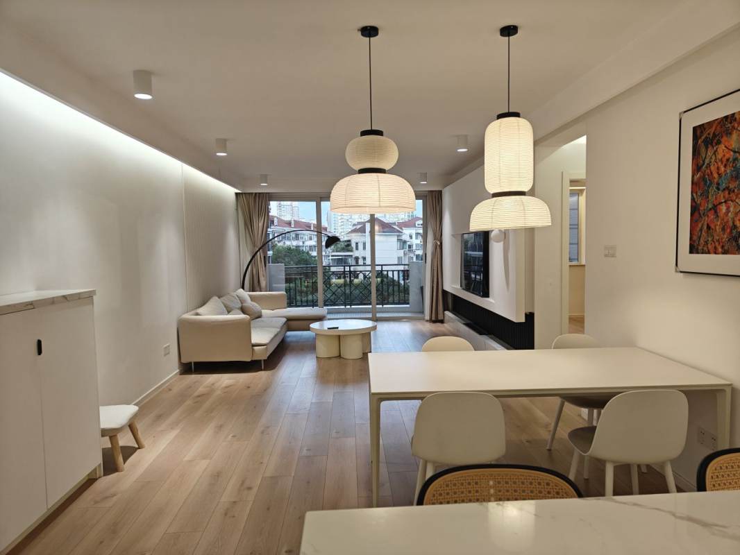 Housing image — Living Room