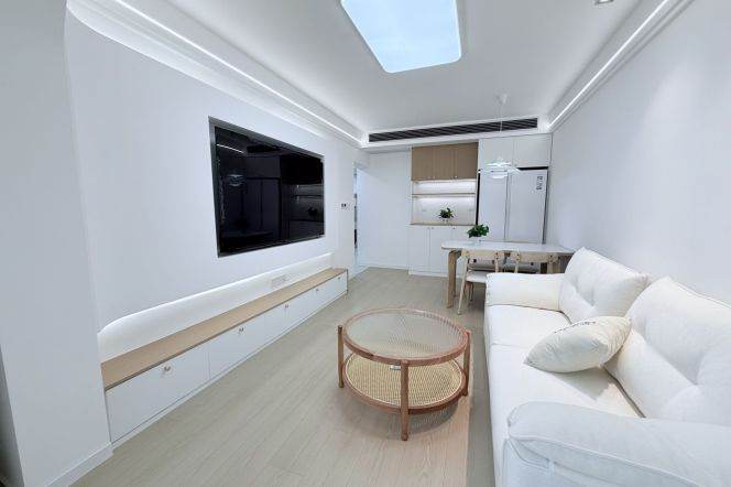 1BR Apartment in Gubei (L2/L3/L4)