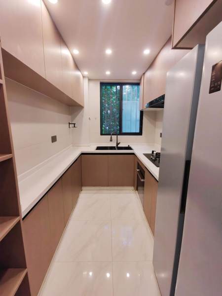 Housing image — Kitchen