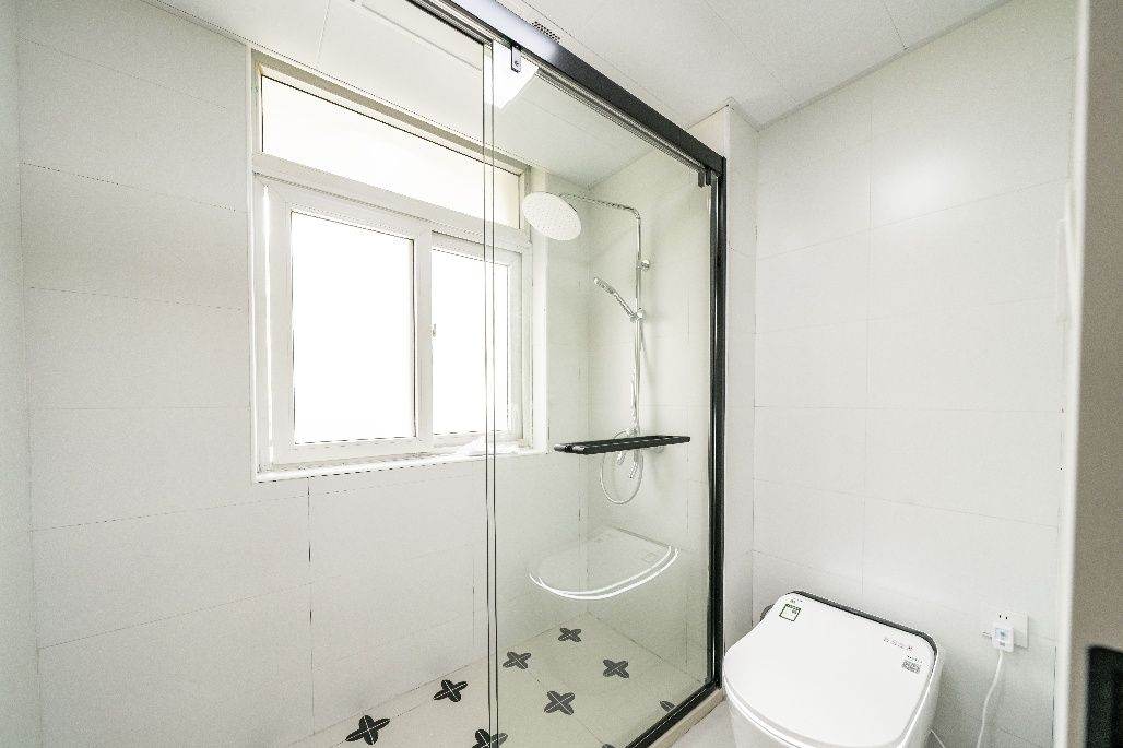 Housing image — Bathroom