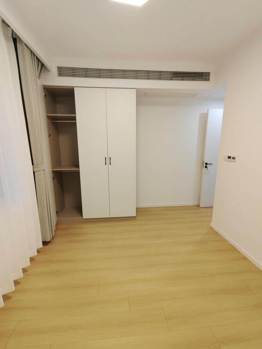 Housing image — Bedroom
