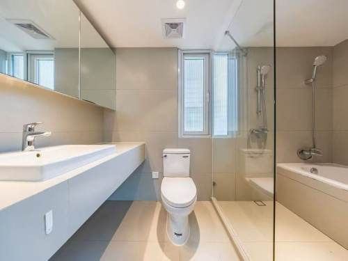 Housing image — Bathroom