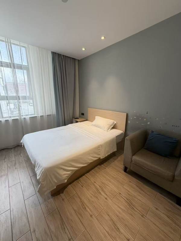 Housing image — Bedroom