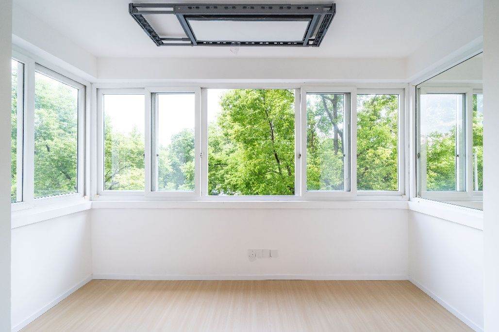 Housing image — Balcony