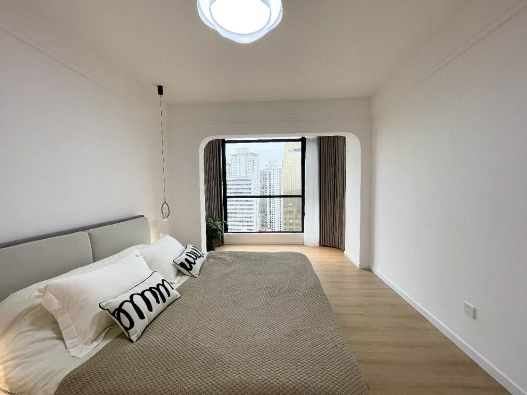 Housing image — Bedroom