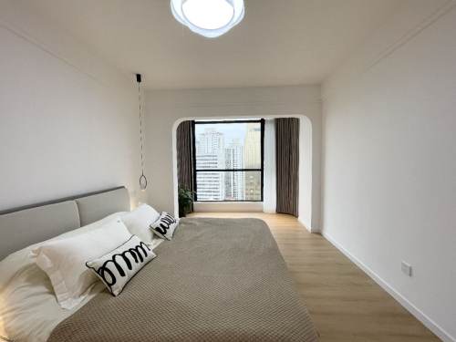 Housing image — Bedroom