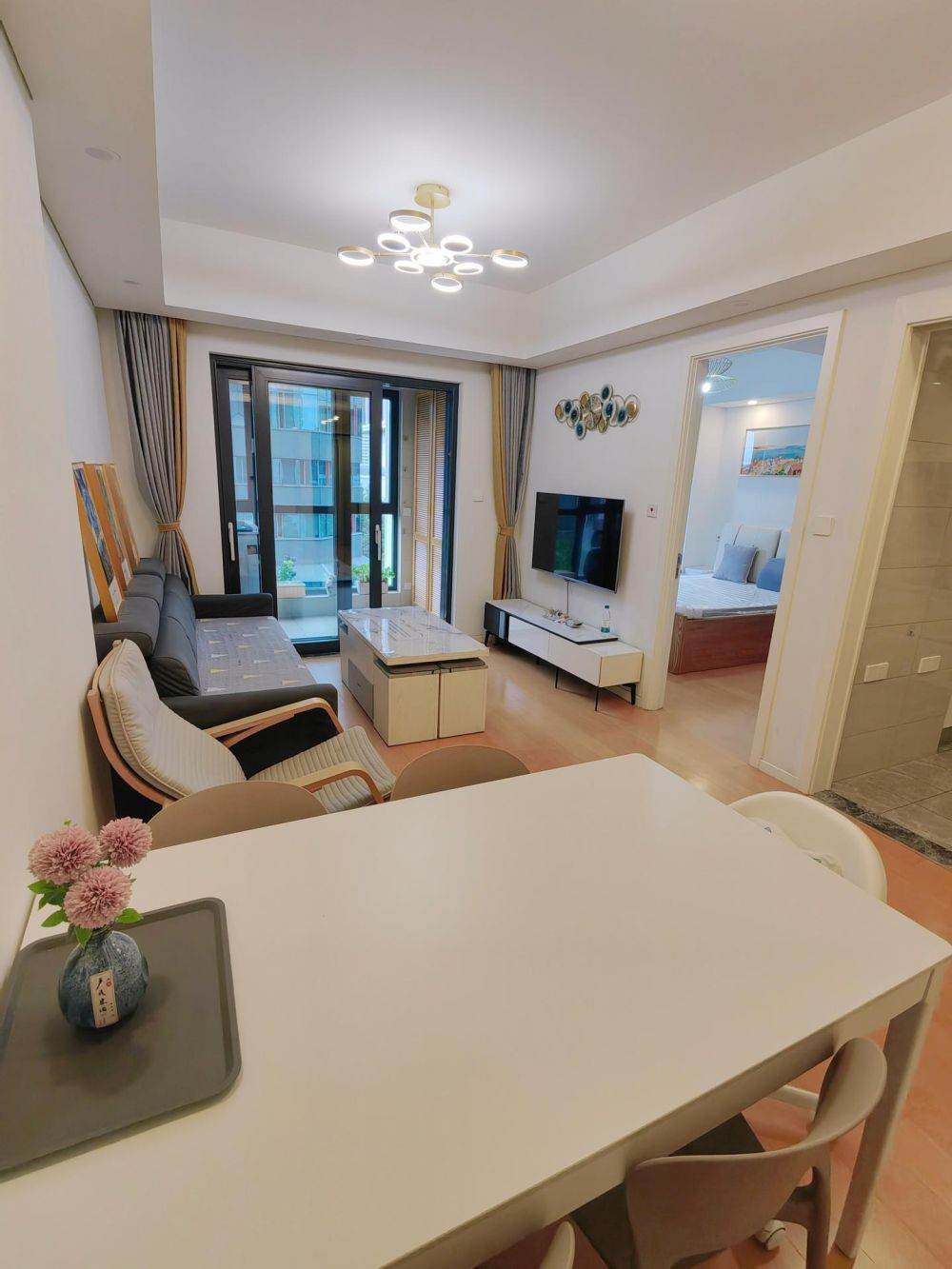 Housing image — Living Room