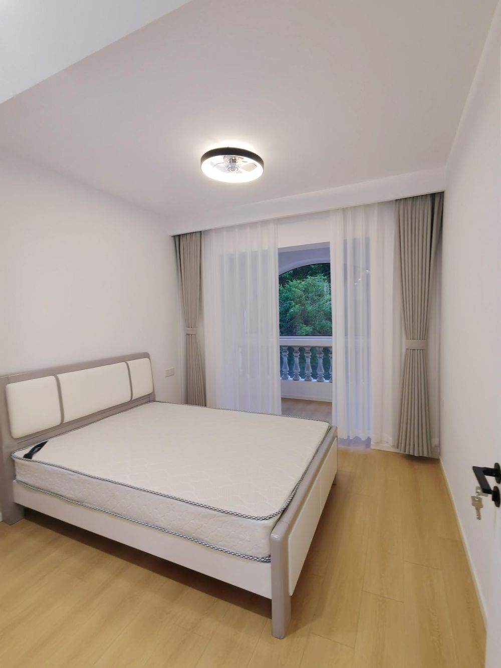 Housing image — Bedroom