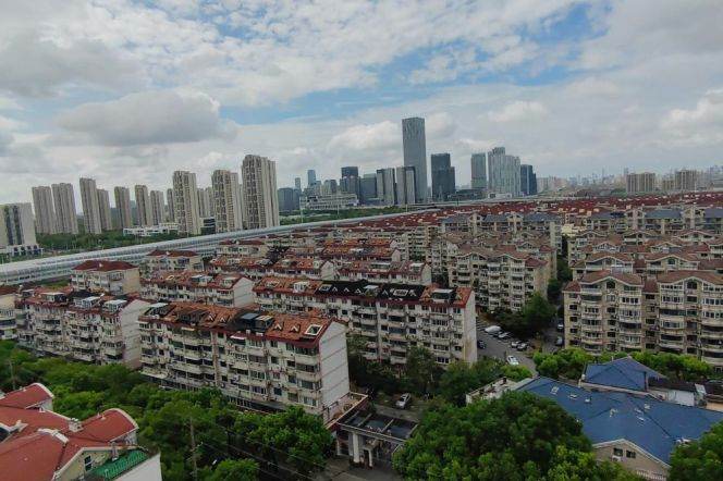 3BR Apartment near Lingzhao Xincun  Metro (L8)