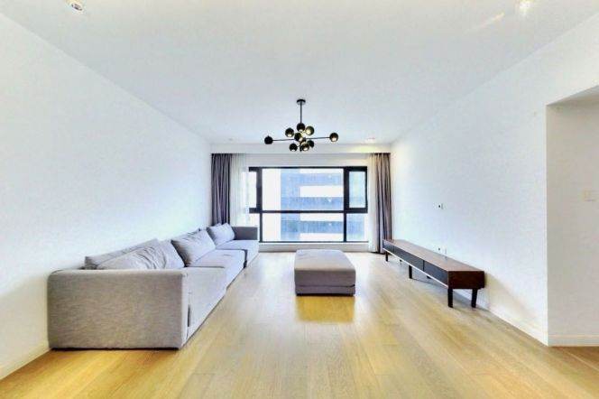 3BR Apartment at Shanghai Grand Plaza (Compound)