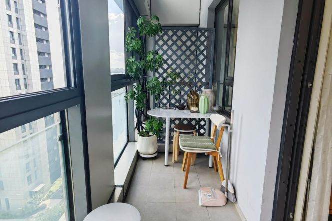 1BR Apartment near Oriental Sports Center Metro