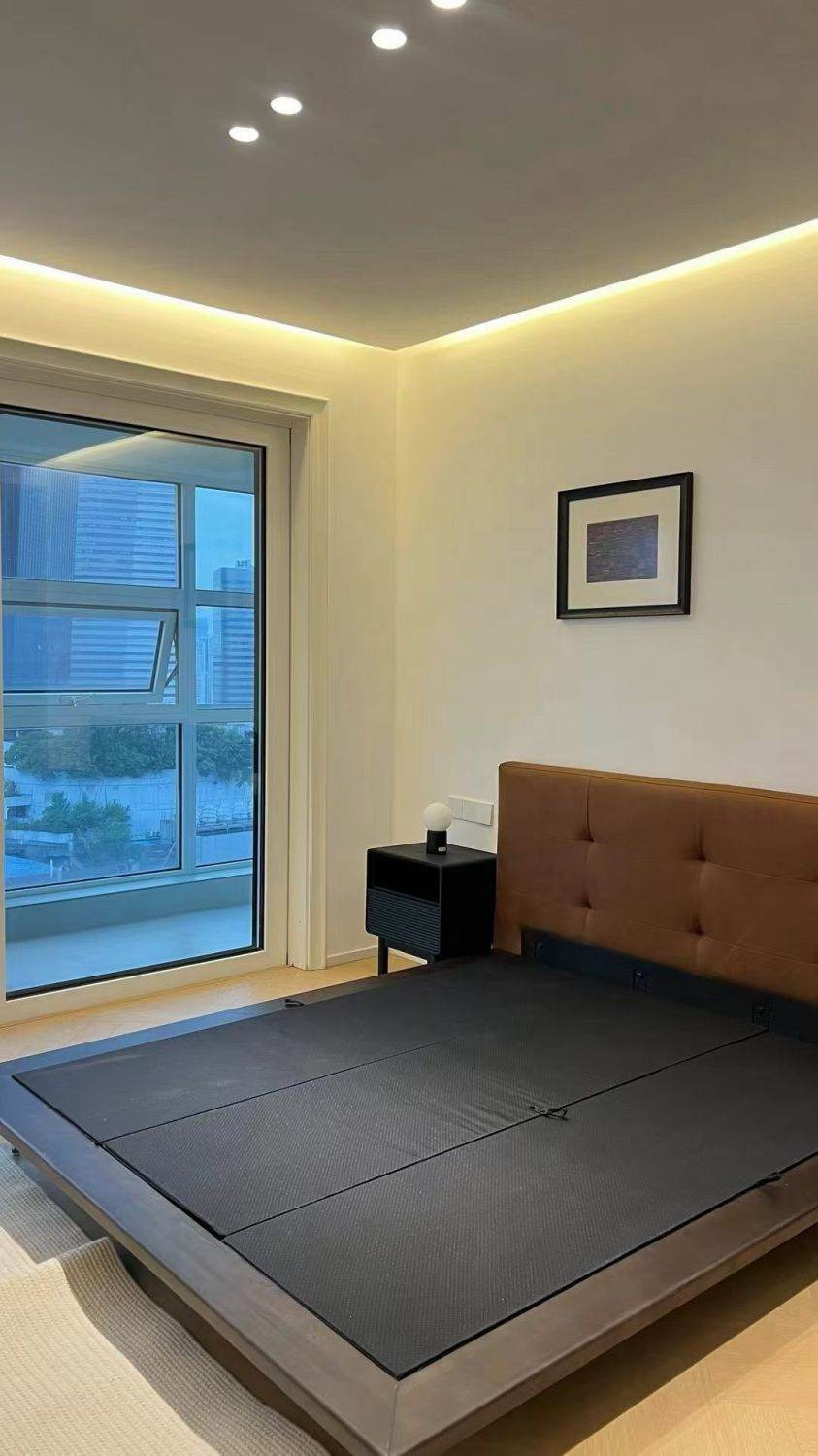 Housing image — Bedroom