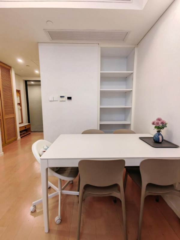 Housing image — Dining Area