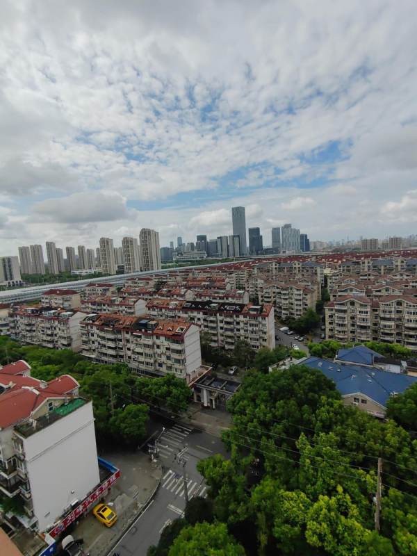Housing image — View