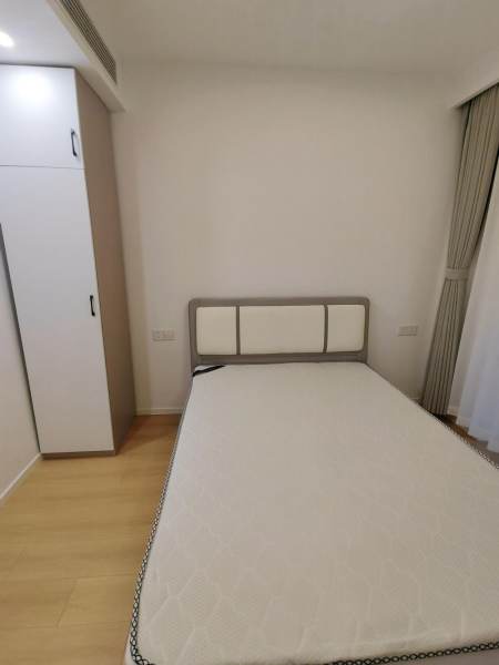 Housing image — Bedroom