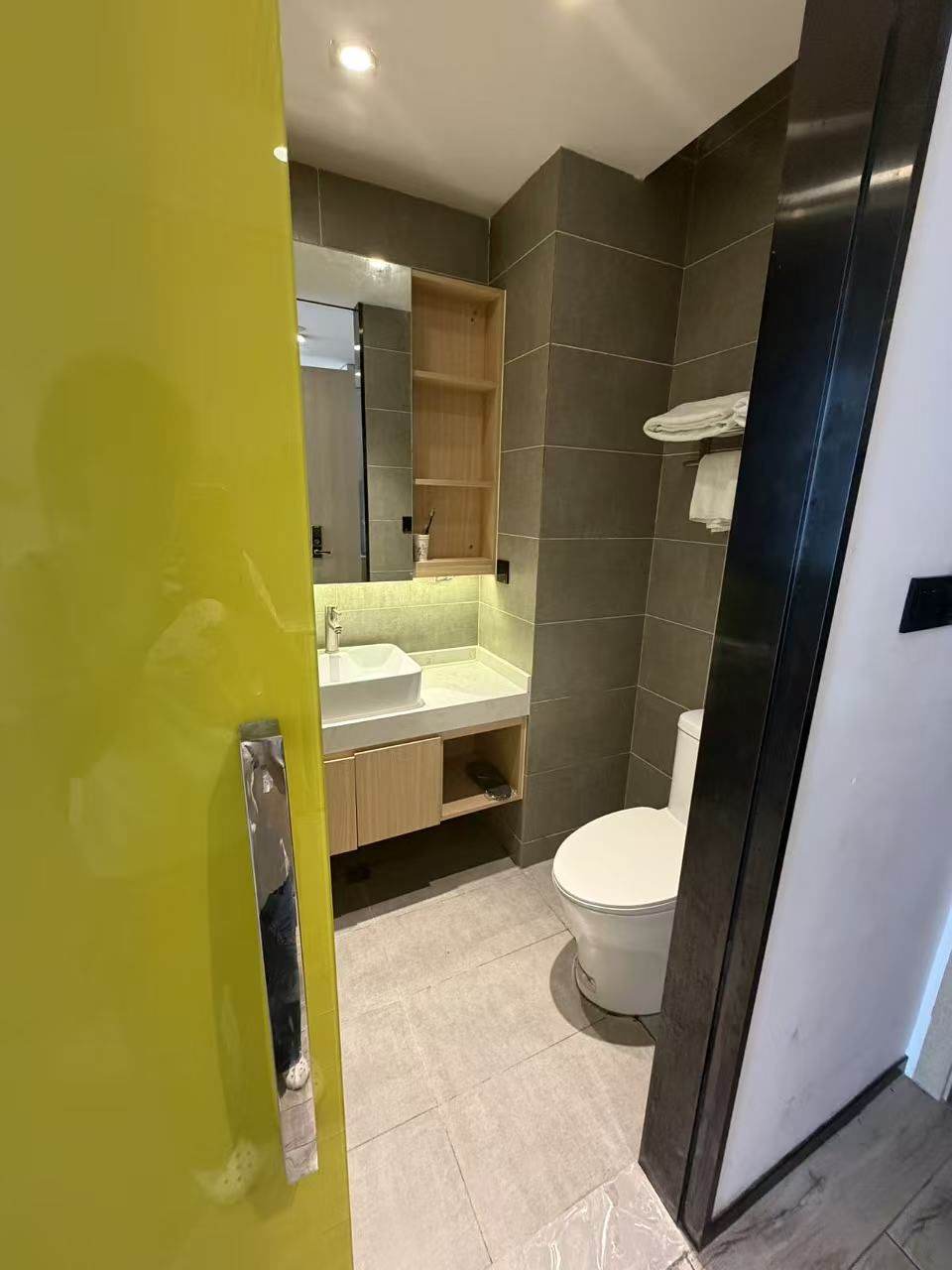 Housing image — Bathroom