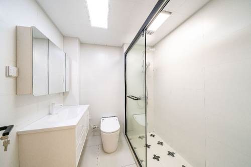 Housing image — Bathroom