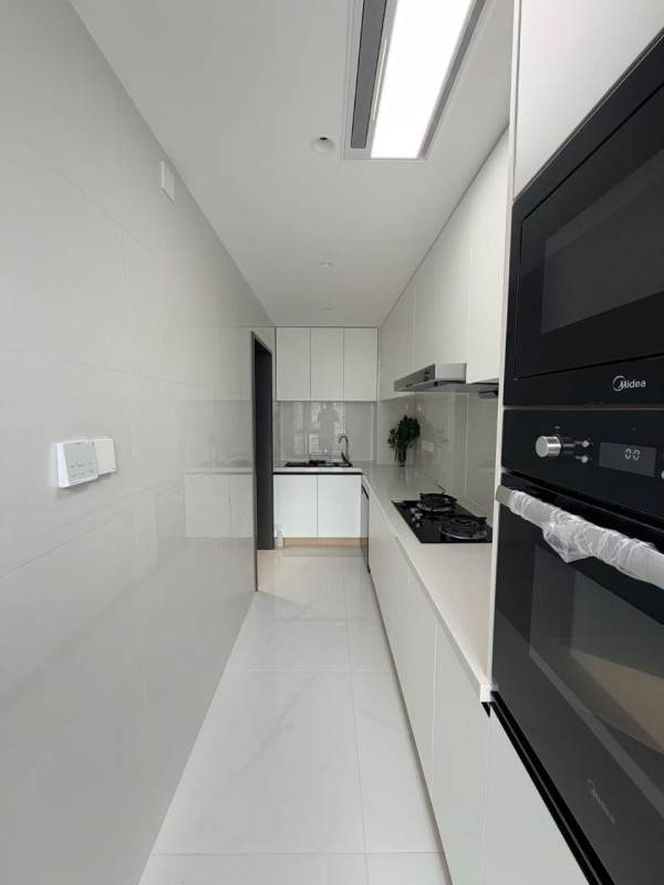 Housing image — Kitchen
