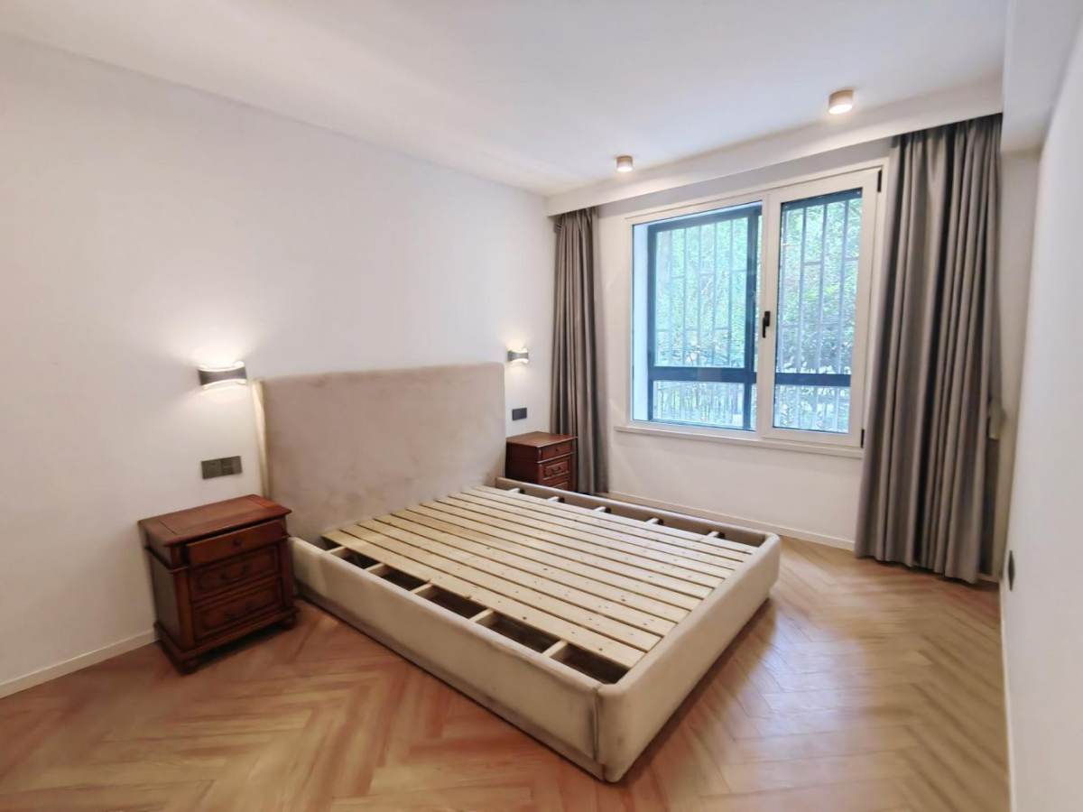 Housing image — Bedroom