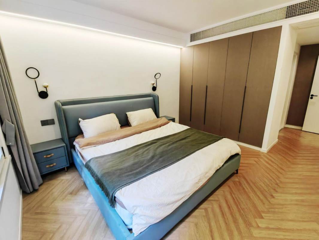 Housing image — Bedroom