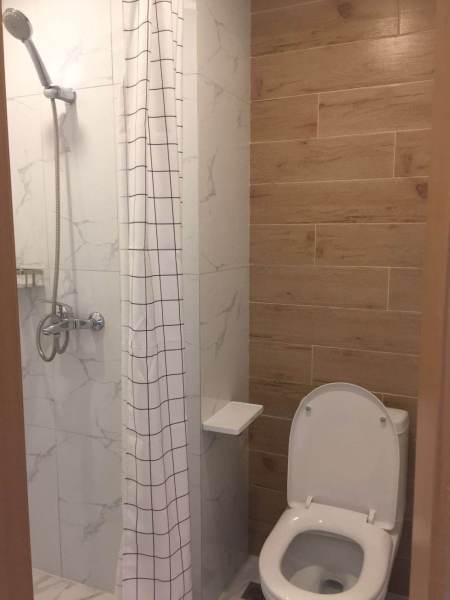 Housing image — Bathroom