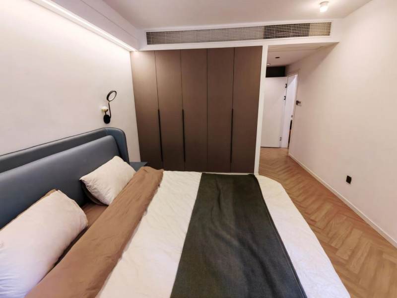 Housing image — Bedroom