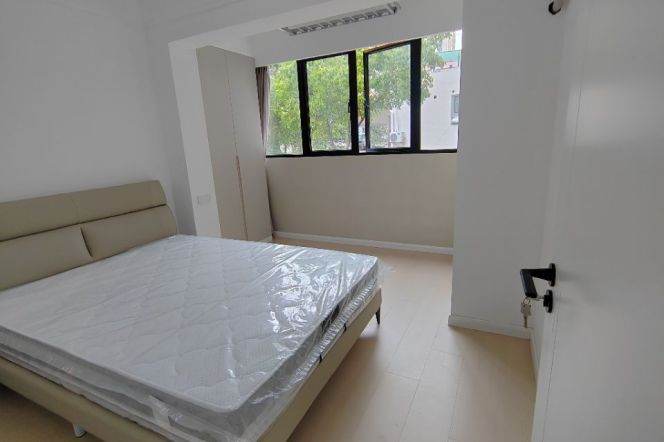 2BR Apartment near Zhongshan Park