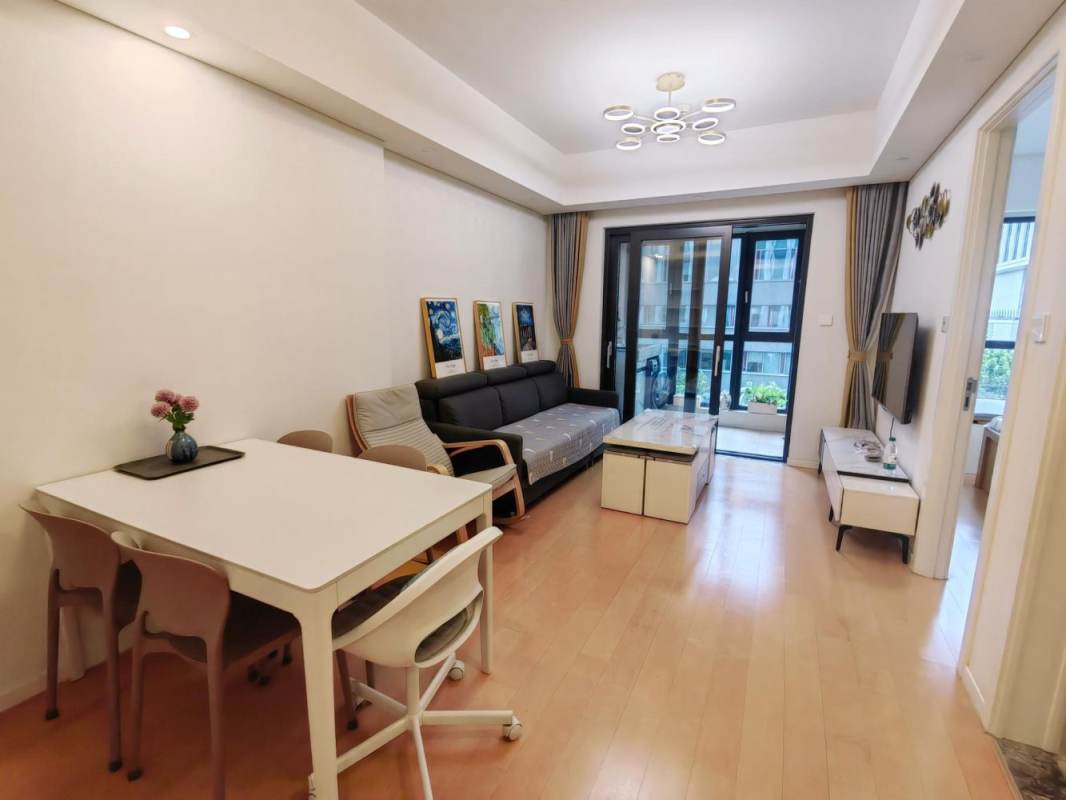 Housing image — Living Room