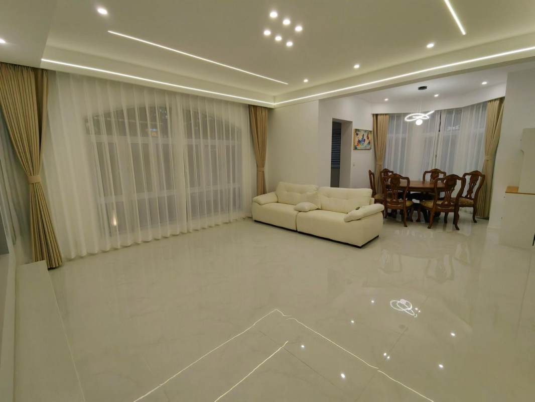Housing image — Living Room