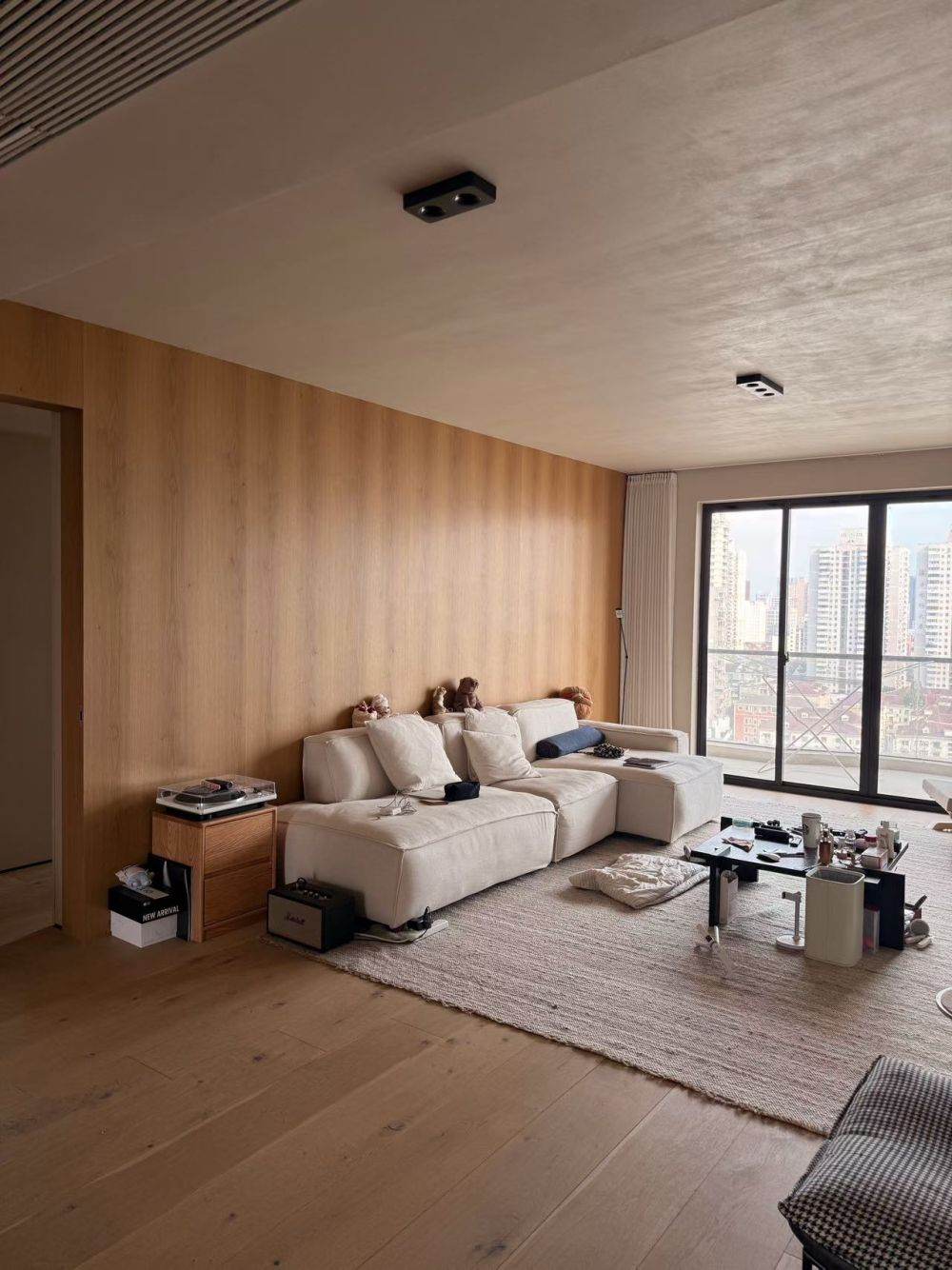 Housing image — Living Room