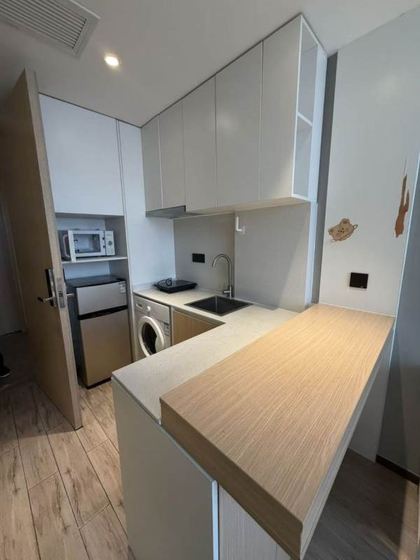 Housing image — Kitchen