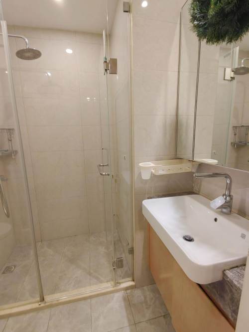 Housing image — Bathroom