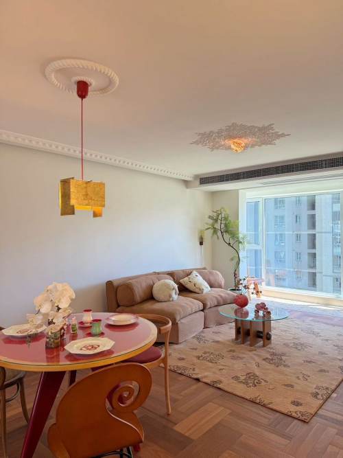 Housing image — Living Room
