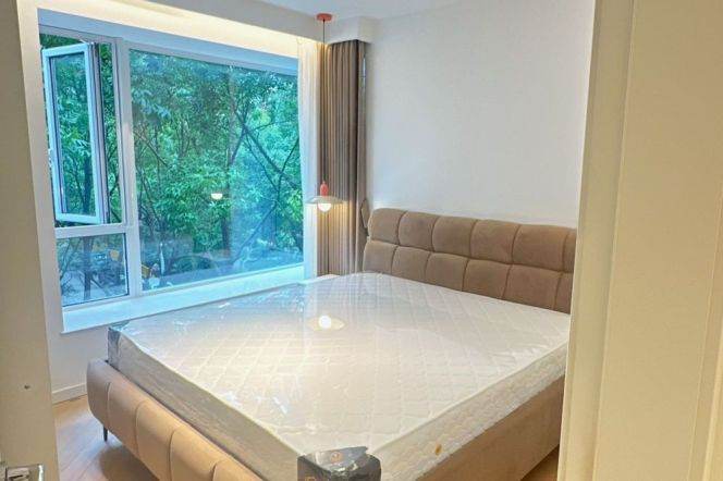 Spacious 1BR Apartment near Longde Rd Metro (L11/L13)