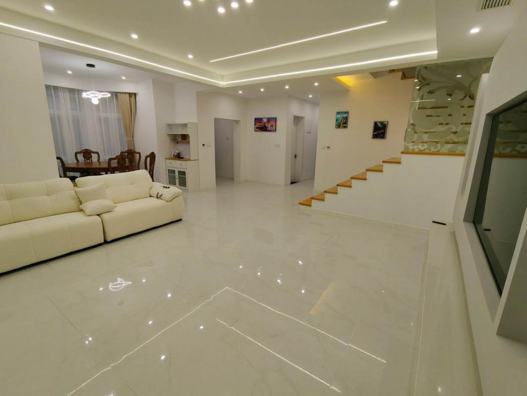 Housing image — Living Room