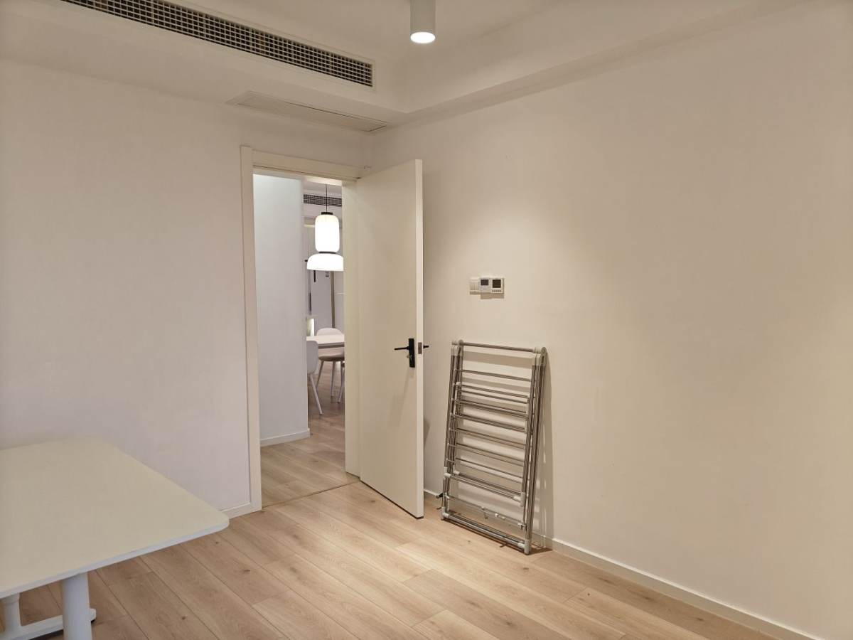 Housing image — Kitchen