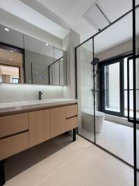 Housing image — Bathroom