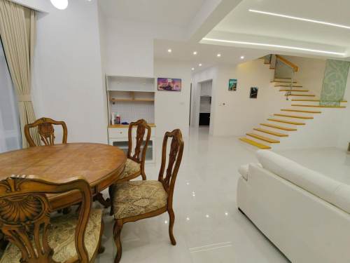 Housing image — Dining Area