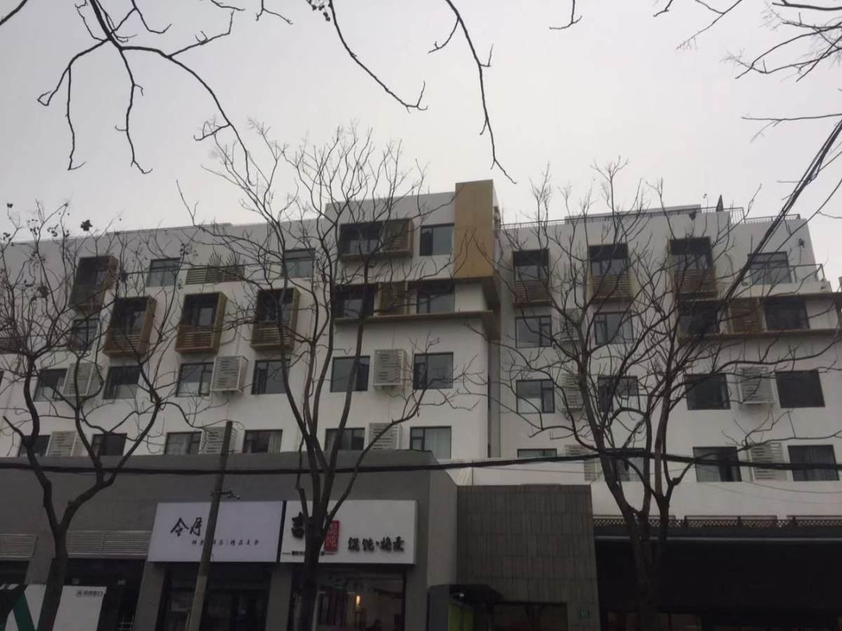 Housing image — Building Exterior