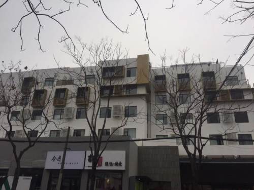 Housing image — Building Exterior