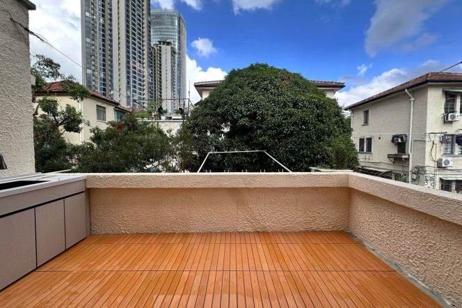 1BR Lane House in Old Xuhui with Terrace (L1/L7)
