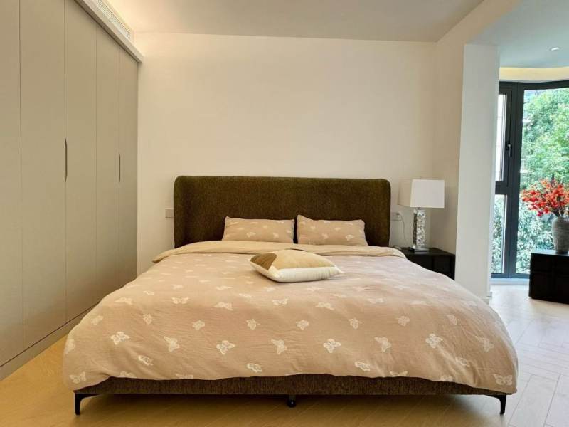 Housing image — Bedroom