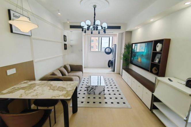 3BR Apartment near Lingzhao Xincun  Metro (L8)